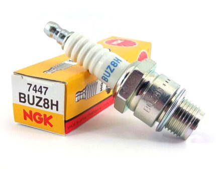 Свеча зажигания NGK BUZ8H/7447